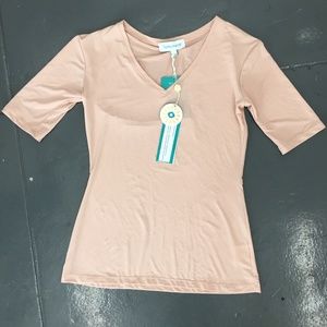 Luminora UPF V-neck Tee